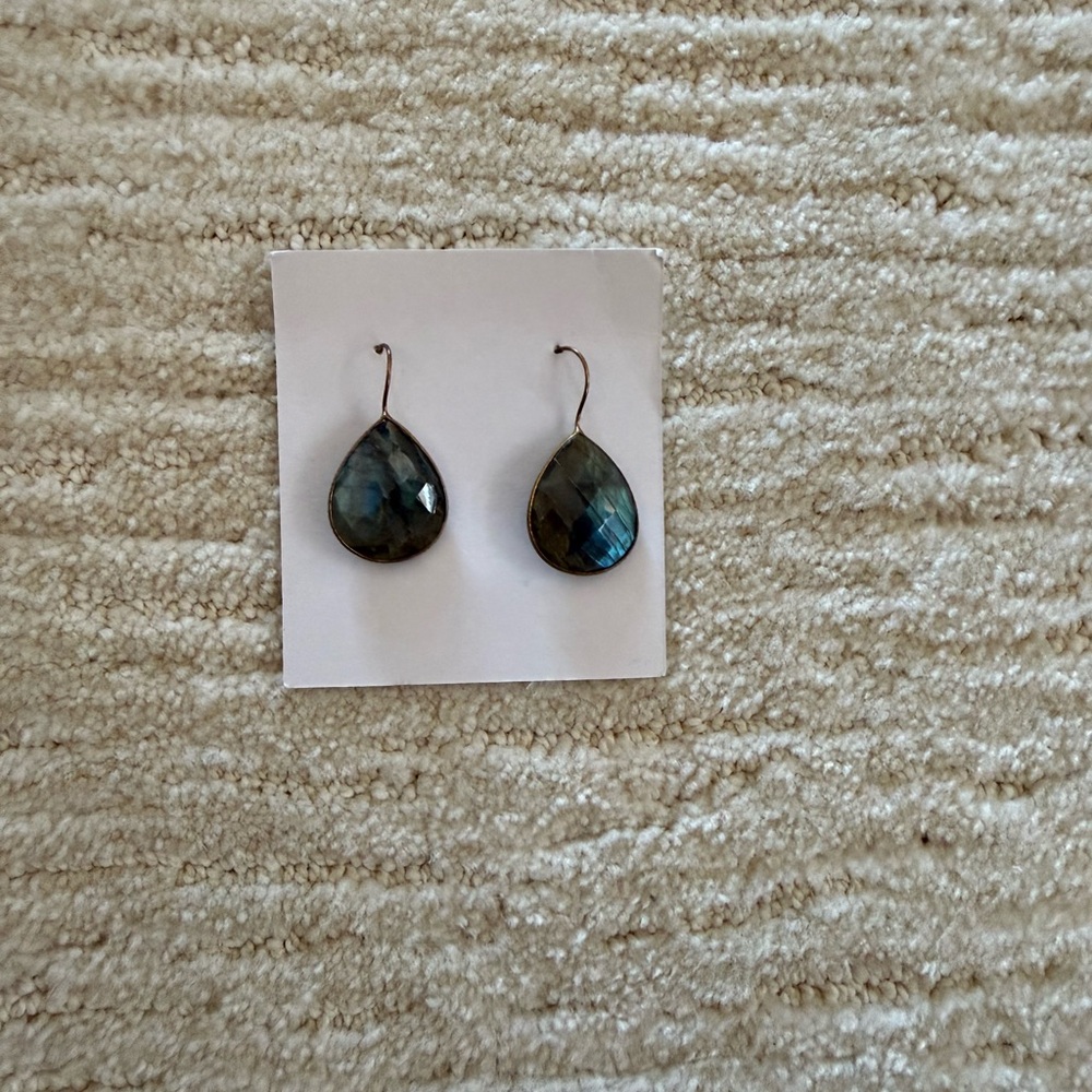 SAACHI Labradorite Teardrop Earrings in Iridescent Gray